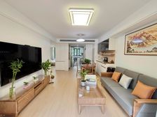 电梯板楼小高层 一梯两户 得房率很高 业主买好新房 着急出手