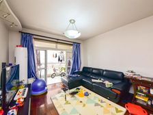 有车位 地铁口百 中间楼层 南北通户型 闸北公园旁