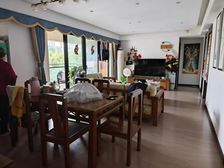 1.12 曹家湾轻轨站 周围配套成熟 精装四房 拎包入住