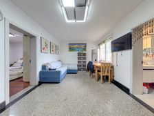 1楼送30平米院子 满五年0税费 有车位 沿河位置好