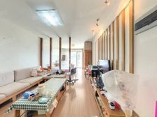 高层江景 小面积 两个阳台 南北通透