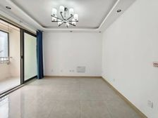 新出一房 急售!价格好谈! 随时看房