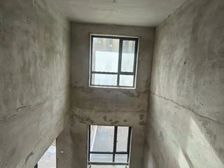 源盛嘉禾 别墅 一楼带院 带下跃 急售 送车位 可扩建