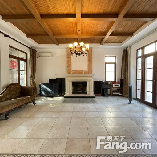 (专做香江)纯独栋别墅 精装空房 大花园400平米 靠谱出租