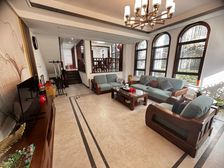 奉城 联排别墅 286平大边套 豪华装修 送独立车库 地下室