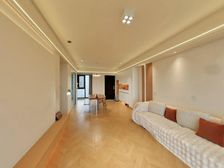 中大城精装大三,南北对流,双阳台电梯高楼层