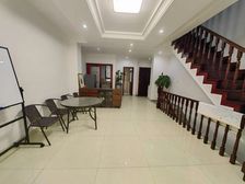 真实在卖 中建联排别墅 精装修 产权清晰 南北通透 满五