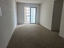 新上金色华府,中间楼层带车位,三房两卫