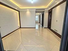 大平层 厨卫全明 户型方正 一梯一户 品质担当