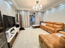 恒盛湖畔豪庭 装修好 产权清晰 正南朝向 南北通透!