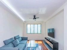 徐家汇中心!03品质小区!房东买好急售!小区单价最D的一套!