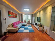 富力城2楼南北通透精装三居室 老证送车库,价格可议