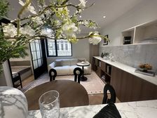 平和里 精装南北二房 曹光彪小學格致初 人民广场繁华地段