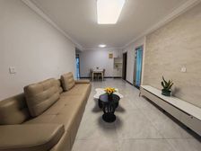 大庆路 城市杰座 电梯两居 老证