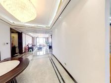 香槟国际 大四居 精装修 未入住 房本满二 产权清晰