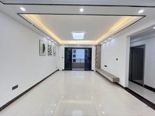 汇侨新城 中层 望小区园林 豪装 三房两卫 装好衣柜 空调