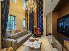 康桥地铁口 英伦风格联排别墅 豪装拎包入住 超值性价比