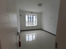 49.8万!价可谈!昊和沁园 三室 中间楼层带储间