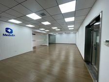 (4+1户型)欧美中心智能写字楼价格还可以谈