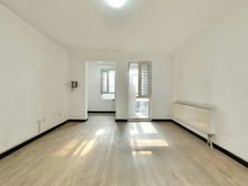 七号线地铁旁 南北通透三居 板楼2层 满五年V1 看房方便