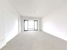 时代尊邸 3室2厅2卫 毛坯 800万元