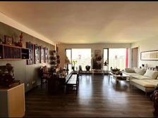 (急卖)报价2400还能大谈 看房联系 当代后排全景观4居室