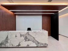 正对电梯口丨双面采光500平丨有免租期丨含税价丨真实产权面积