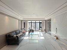 路劲城豪装300万电梯洋房顶复 2层实用面积260多平满2