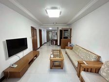 实地VR拍摄,南北两房,南带大花园,看房随时,有钥匙,诚售.