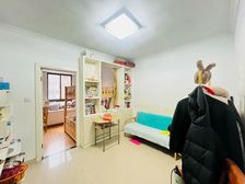 新理想花园 精装可拎包入住 小区绿化高 商业配套成熟