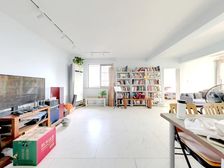 洛川公寓电梯双南-东边套带20平大露台,房子位置特