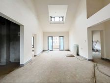 顶楼带露台 洋房顶跃 业主急卖