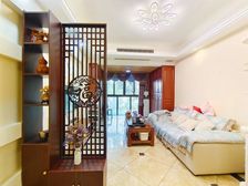 带露台的两房 客厅落地窗 7龙珠,出门照母山公园