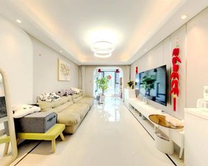 中建锦绣天地 3室2厅 东南