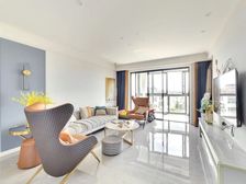 全新装修 原始两房已改三房 诚心出售 三新书包