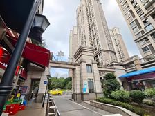 1.6 观音桥商圈 九号线地铁 精装两房朝中庭 旁