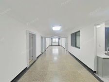 五年出一套 电梯四房 双轨交 碧云国际 诚意出售,可谈