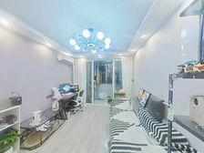 中间精装一室户 近地铁新房 旁边就是广场 生活便利很热闹