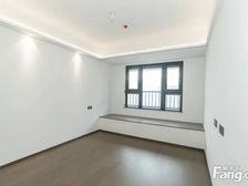 代理;龙湖华盛天曜「新房、特价房、免佣」南北向精装修 安静不