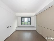 龙湖华盛天曜 联系看房 有渠道优惠 还有家电赠送