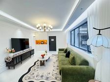 黔灵公园 枣山路 威清路 步梯三楼 精装3室2厅1卫 满五年