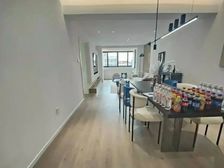 嘉善路地铁口 急卖精装 三房两卫 附赠固定产权车位 看房随时