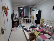 中心医院旁!南北户型电梯房单价5380!正常贷款!有房本 欢