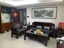 锦华雅居和中区步梯五楼三房两厅两卫精装修开85万元和78万