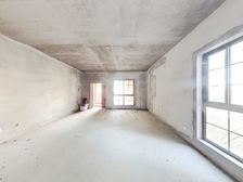 聆湖丽墅 更美适合一家人居住的双拼别墅,院子约300平