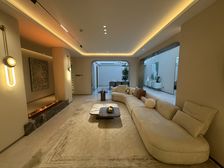 上地东温泉独栋占地千平实墙四百 ,上二下一 三面采光