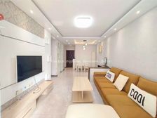 上宝华!火车站地铁口好楼层 南北通透 免装修 价格可谈!