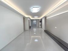 4中的书包左岸香颂 一梯两户纯通透全明户型精装大三室