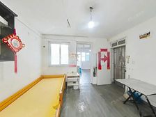 荷五小区 1室1厅1卫 精装修 145万元