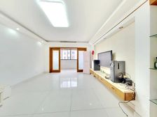 春申府邸3居室中楼层电梯房交通方便